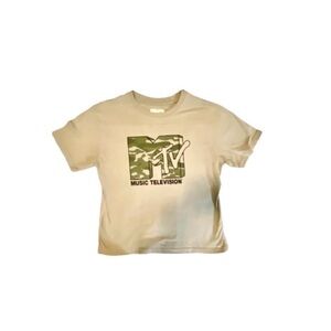 MTV NWOT Short Sleeve Camo Crop Top size medium